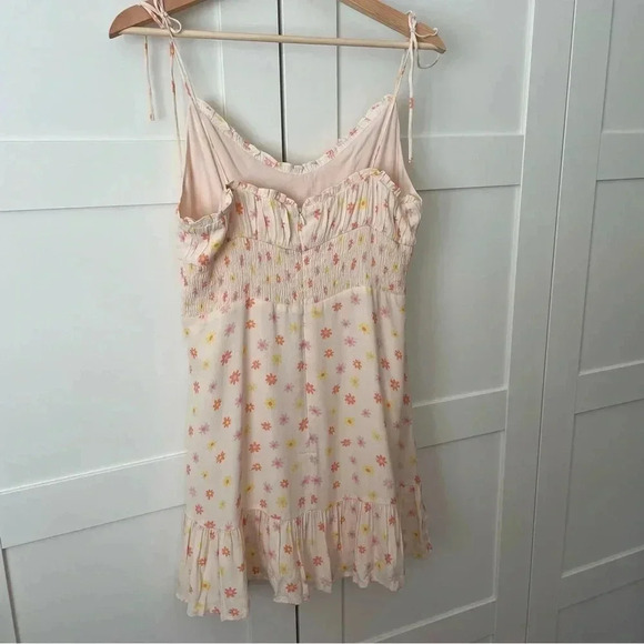 Elodie Floral Mini Dress M 90’s Y2K Spaghetti Tie Straps Peach Color Girlcore - Picture 3 of 11